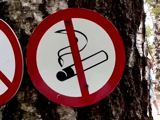 Видеорепортаж с Праздника защиты детей в городе Нижнекамске, проводился 1 июня 2014 года в городском парке атракционов, Центр подростковых клубов проводил игры...вот что получилось ...не судите, я хотел показать свой взгляд на жизнь через это мероприятие, дети наше настоящее и будущее...мы отдаем им всё что у нас есть...тепло, любовь...самих себя!